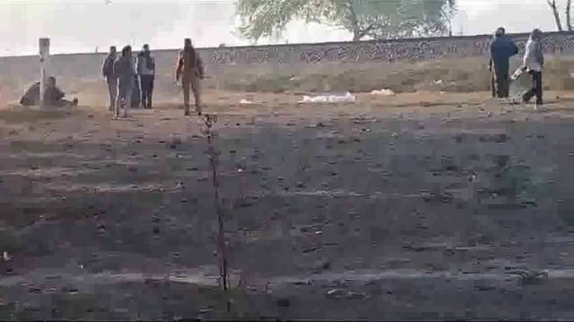 #अमेठी - संदिग्ध परिस्थितियों में रेलवे ट्रैक पर मिला अधेड़ का शव 