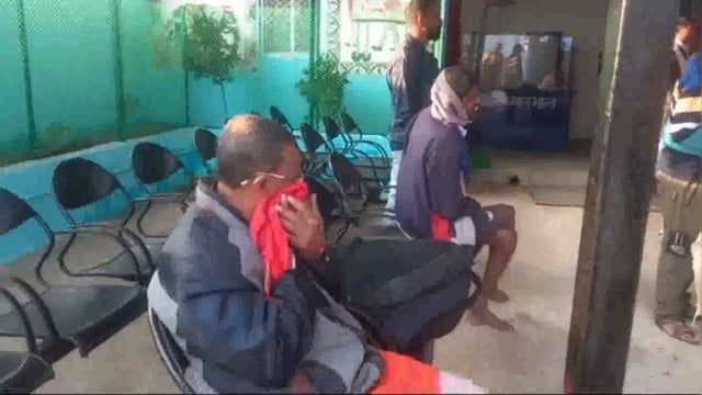 समस्तीपुर जिला के उदयपुरा गांव निवासी 13 श्रद्धालु देवघर से पूजा कर घर लौट रहे जिलेबिया मोड पिकअप वैन पलटने से हुए जख्मी