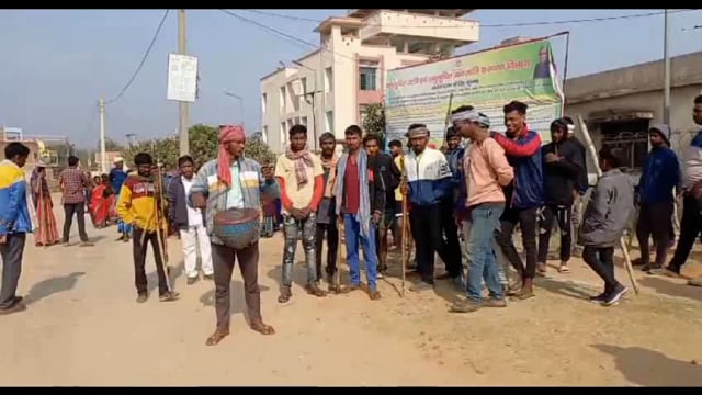 ग्रामीणों ने थाना का किया घेराव 