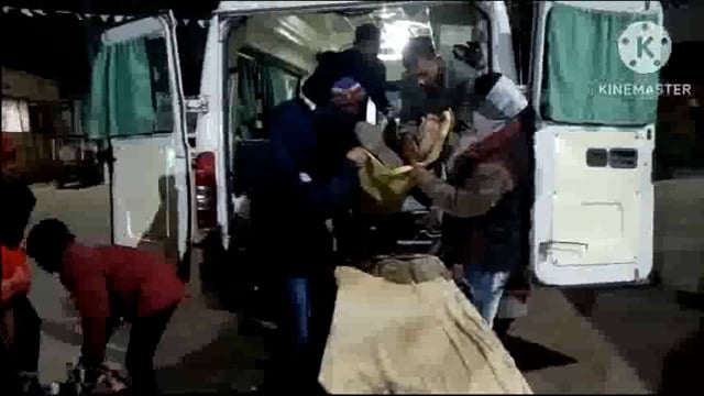 छापरी मोड के समीप ब्रेकर पर बाइक अनियंत्रित होकर पलटने से बाइक चालक सहित दो जख्मी।