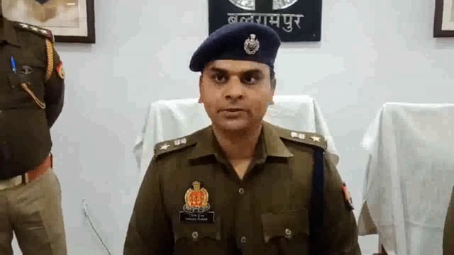 बलरामपुर जंगल से बेशकीमती लकड़ी कटान मामले में रेंजर सहित दो अन्य गिरफ्तार सुनिए क्या कुछ कहते हैं एसपी 