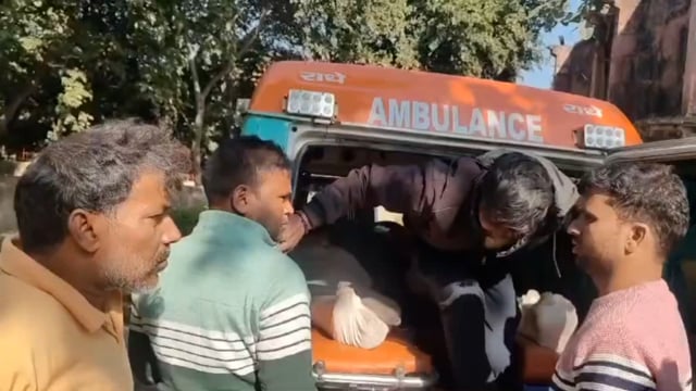 फरह टोल के समीप अज्ञात बाहन ने दो सगे भाइयों को रौंदा हुई दर्दनाक मौत