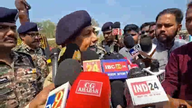 नक्सली और पुलिस मुठभेड़ में दो जवान हुए शहीद 