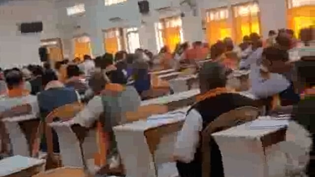 प्रांतीय प्रधानाचार्य सम्मेलन में एकल गीत की शानदार प्रस्तुति।