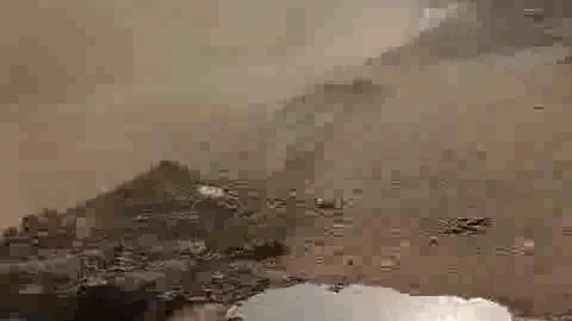 दूदू के मोखमपुरा ब्रिज के दोनों तरफ सर्विस लाइन नहीं बनने के कारण बहुत ज्यादा धूल का गब्बर चलने से दुकानदार परेशान।