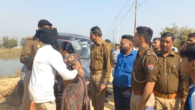 पिनाहट । में रंगबाजी को लेकर दो पक्ष भिड़े एक घायल 