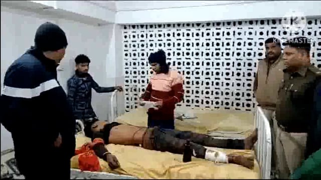 गोपालपुर में खेत पटवन कर रहे युवक को घात लगाए अपराधियों ने मारी गोली ।गंभीर अवस्था में भागलपुर रेफर।