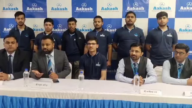 आकाश एजुकेशनल सर्विसेज लिमिटेड के कृष्ण अग्रवाल मथुरा से बने शीर्ष स्कोरर4छात्रों ने जी मैन्स में हासिल किया 99पर्सेटाइल