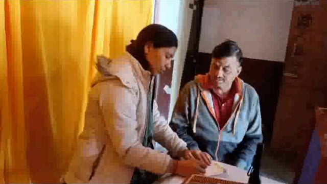 कल्याणम् करोति द्वारा गुरुकुल स्कूल में लगाया गया निशुल्क नेत्र चिकित्सा केन्द्र 