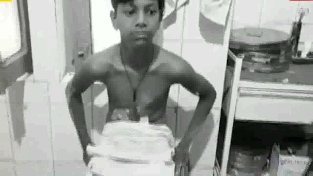 शाहजहांपुर गुब्बारे में गैस भरते समय सिलेंडर फटा,तीन लोग गंभीर रूप से घायल,घायलों को तत्काल इलाज के  लिए भेजा गया 