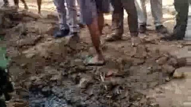 खखरेडू के चचीड़ा गांव में पुरानी रंजिश के चलते दबंग पड़ोसी ने की गाली गलौज, वीडियो बनाने पर महिलाओ को धमकाया