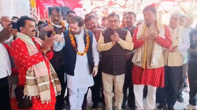 राज्य मंत्री सतीश चंद्र शर्मा व क्षेत्रीय विधायक ने मैरिज लॉन का किया शुभारंभ