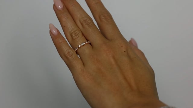 Antique Style Diamond Band - Video