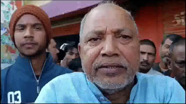 राइस मिल से निकल रही डस्ट से ग्रामीण हो रहे हैं बिमार; आक्रोशित ग्रामीणों ने किया सड़क जाम 