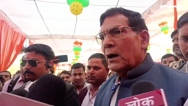 नकल के चक्कर में नहीं पड़ना चाहिए नकल को लेकर पूर्व की सरकारों को जमकर कोसा - एके शर्मा ऊर्जा एवं नगर विकास मंत्री 