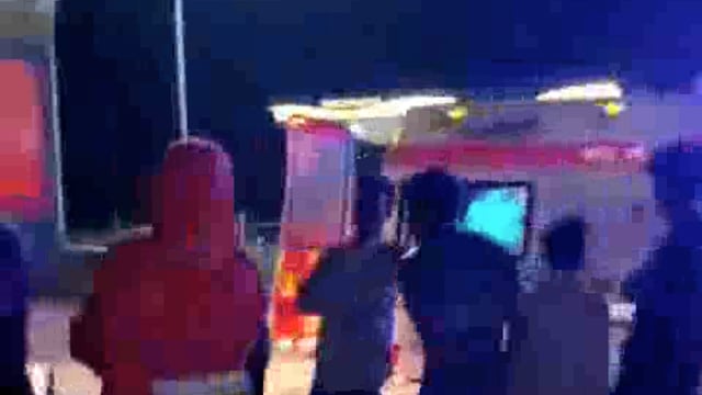 ग्वालियर रोड गौहद चौराहे के पास बंजारे के पुरा पर यात्री बस पलटने से आठ से दस लोग घायल ,बीती रात्रि की घटना मौके पर पुलि