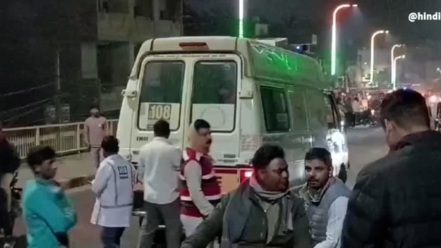 कुम्भ से लौट रहे श्रद्धालुओं से भरी सरकारी बस, सरकारी बस से आमने-सामने हुई टक्कर श्रद्धालु हुए घायल पुलिस मौके पर पहुंची