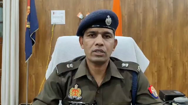 ट्रेन की चपेट में आने से दो व्यक्तियों की हुई मौत।