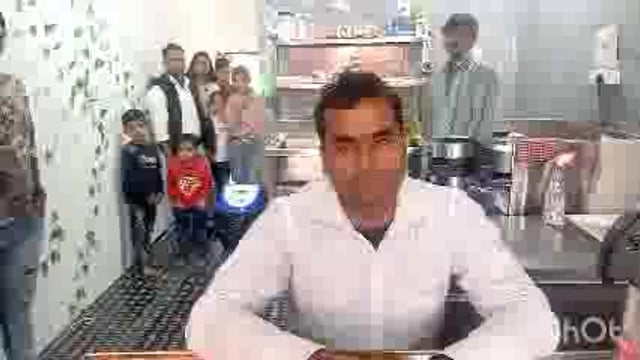 शिवनेरी ग्रुप की चाय की फ्रेंचाइजी का इटियाथोक बाजार में हुआ भव्य उद्घाटन 