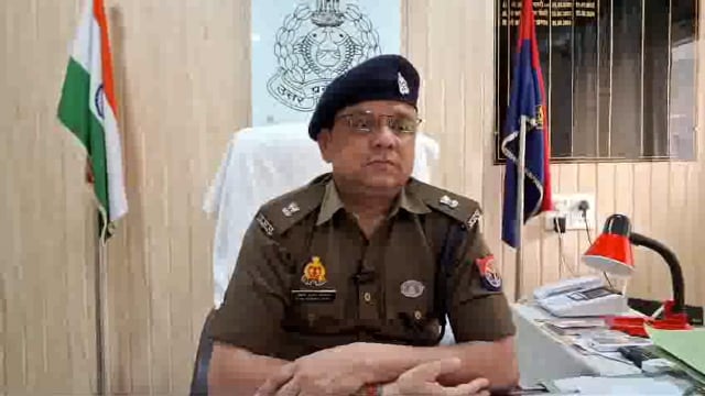 गाजीपुर बिरनो थाना क्षेत्र में हुए भीषण एक्सीडेंट में हुई मौत के संदर्भ में एसपी ग्रामीण अतुल कुमार सोनकर की बाइट 