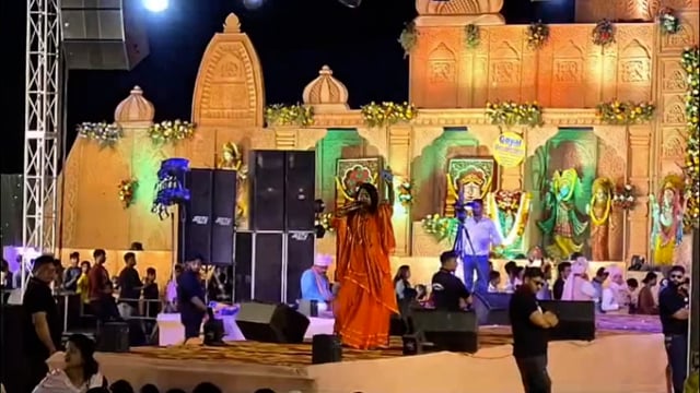 खाटू श्याम जी के भजनों पर झूमे श्रद्धालु भक्त, लगाया गया छप्पन भोग।