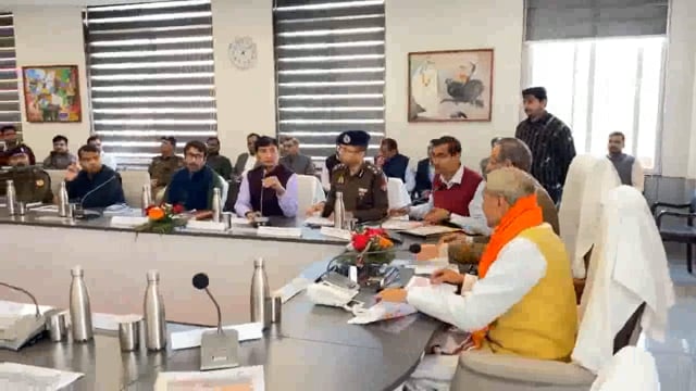 लक्ष्मी नारायण चौधरी की अध्यक्षता में डीएमएसएसपी ने होली पर्व सकुशल संपन्न कराये जाने को लेकर बेठक की