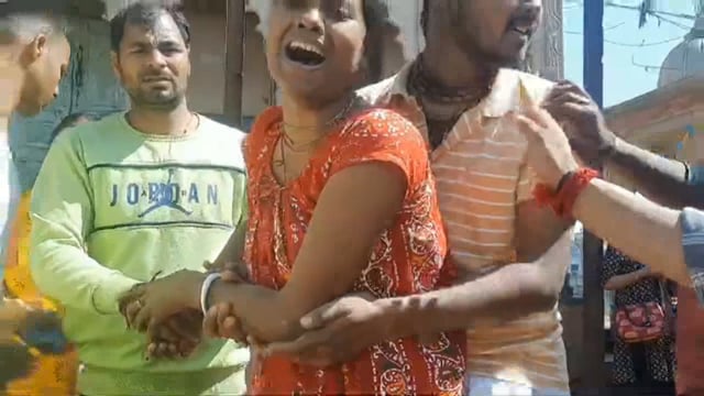 पश्चिम बंगाल से राधा कुंड दर्शन करने आए दो किशोर राधा कुंड में डूबे एक की मौत