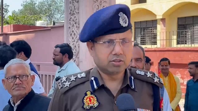 मथुरा में रंगोत्सव 2025 को लेकर हुई बैठक के संबंध में पुलिस उपमहानिरीक्षक/ एसएसपी शैलेश पांडेय द्वारा दी गई जानकारी