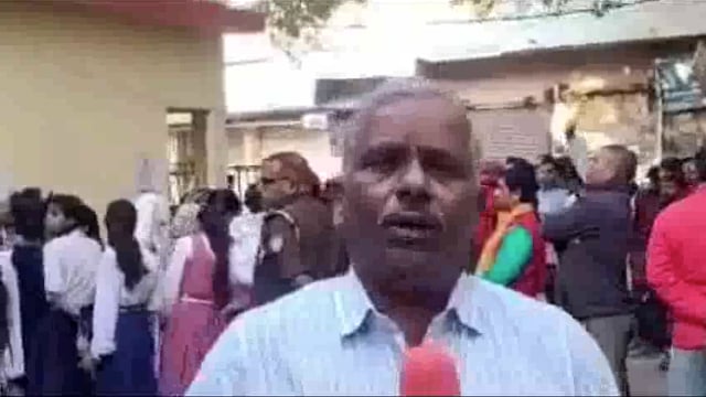 यूपी बोर्ड परीक्षाएं शुरू 