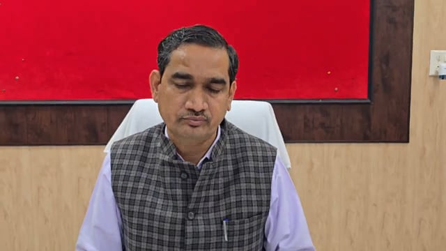 मथुरा में पीएम सूर्य घर मुफ्त बिजली योजना को अधिक प्रयोग में लाने के लिए जिलाधिकारी ने दिए निर्देश