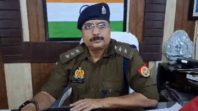 गाजीपुर 25000 का इनामिया चढ़ा पुलिस के हत्थे तमंचा बरामद