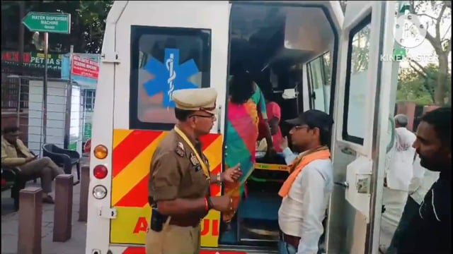कर्नाटक की 60 वर्षीय पर्यटक महिला के गिरने से आई चोट तक सुरक्षा पुलिस ने एंबुलेंस से अस्पताल भिजवाया
