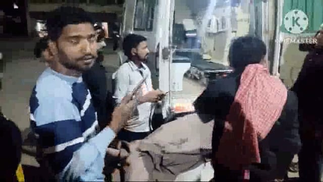 सड़क हादसे का शिकार हुआ पंचायत समिति सदस्य ।गंभीर स्थिति में भागलपुर रेफर।