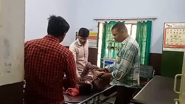 अज्ञात वाहन ने बाइक सवारों को कट मारा 