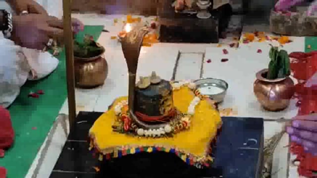 कोंच,एककेश्वर महादेव मंदिर में शिवपूजन व साहित्यिक गोष्ठी का आयोजन