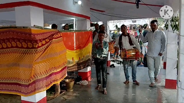 सिरदला प्रखंड के सोनपुर खौरा गांव के महादेव मठ मंदिर में 24 घंटे का अखंड भजन कीर्तन का किया गया आयोजन