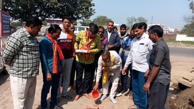 राया: वार्ड नंबर 1 की जनता को मिली सौगात: नवनिर्माण कार्यों का अध्यक्ष व सभासद ने किया शुभारंभ।