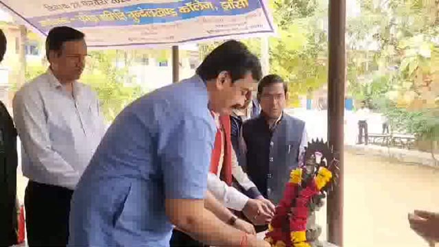 डॉ० संदीप के मुख्य आतिथ्य में बुंदेलखंड कॉलेज में द्विदिवसीय खेल महोत्सव का हुआ उद्घाटन