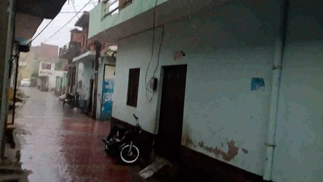 BREAKING NEWS:- मेरठ 1 मार्च 2025 की शुरुआत सुबह बारिश के साथ हुई। 