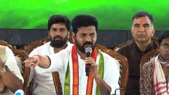 Chief Minister Revanth Reddy made serious allegations against BJP and KCR#politics