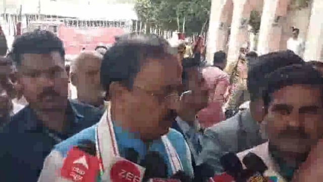 उत्तर प्रदेश के डिप्टी सीएम केशव प्रसाद मौर्य ने विपक्ष पर निशाना साधते हुए कहा कि महाकुंभ में उमड़े जनसैलाब ने विपक्ष के मुंह पर तमाचा मारा। #poltics