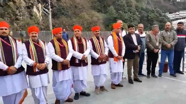 जेपी नड्डा ने आज  माता वैष्णो देवी मंदिर में पूजा-अर्चना की #politics