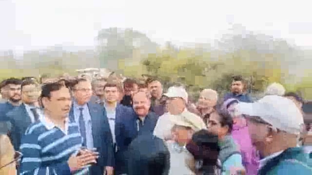 मुख्यमंत्री मोहन यादव ने कहा कि हमारा देश आज एक व्यवस्था प्रधान प्रणाली की ओर बढ़ रहा है, जो व्यक्ति प्रधान प्रणाली से अलग है। उन्होंने कहा, 