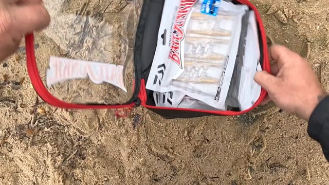 Daiwa Baitjunkie 2.35in Prawn Plastics video thumbnail