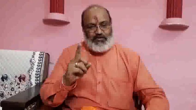 जूना अखाड़ा के महामंडलेश्वर यति नरसिंहानंद गिरी ने हाल ही में एक विवादास्पद बयान दिया#politics