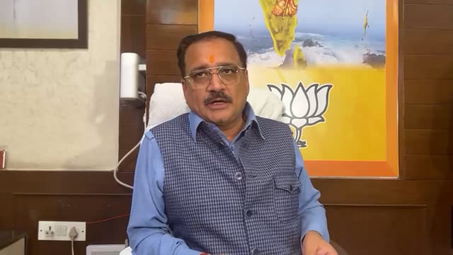 भारतीय जनता पार्टी के नेता विरेंद्रा सचदेवा ने दिल्ली में केजरीवाल सरकार के मोहल्ला क्लीनिक योजना पर तीखा हमला करते हुए इसे भ्रष्टाचार का उदाहरण बताया। 
#politics
