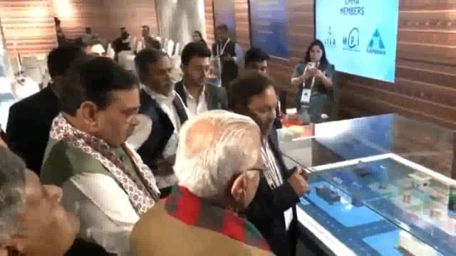 जयपुर में भारत सरकार द्वारा आयोजित 12वीं अंतर्राष्ट्रीय उच्च स्तरीय गोष्ठी के उद्घाटन कार्यक्रम में राजस्थान के मुख्यमंत्री भजनलाल शर्मा और केंद्रीय मंत्री मनोहर लाल खट्टर ने भाग लिया। इस कार्यक्रम में विभिन्न देशों के प्रतिनिधियों और विशेषज्ञों ने शिरक#politics