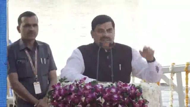 मोहन यादव ने 42वीं नेशनल रोइंग चैंपियनशिप के आयोजन के दौरान भोपाल की खूबसूरती की सराहना करते हुए कहा कि शहर की खूबसूरती मन को आनंदित करने वाली है, जो इस प्रतिष्ठितpolitics