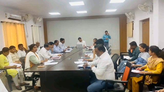 BANKA: लंबित पत्रों के तुरंत निष्पादन करने का दिया गया निर्देश