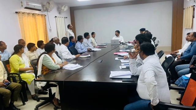 BANKA: बिहार दिवस के अवसर पर ब्लू लाईटिग से सजाया जाएगा जिले के सरकारी भवनों को